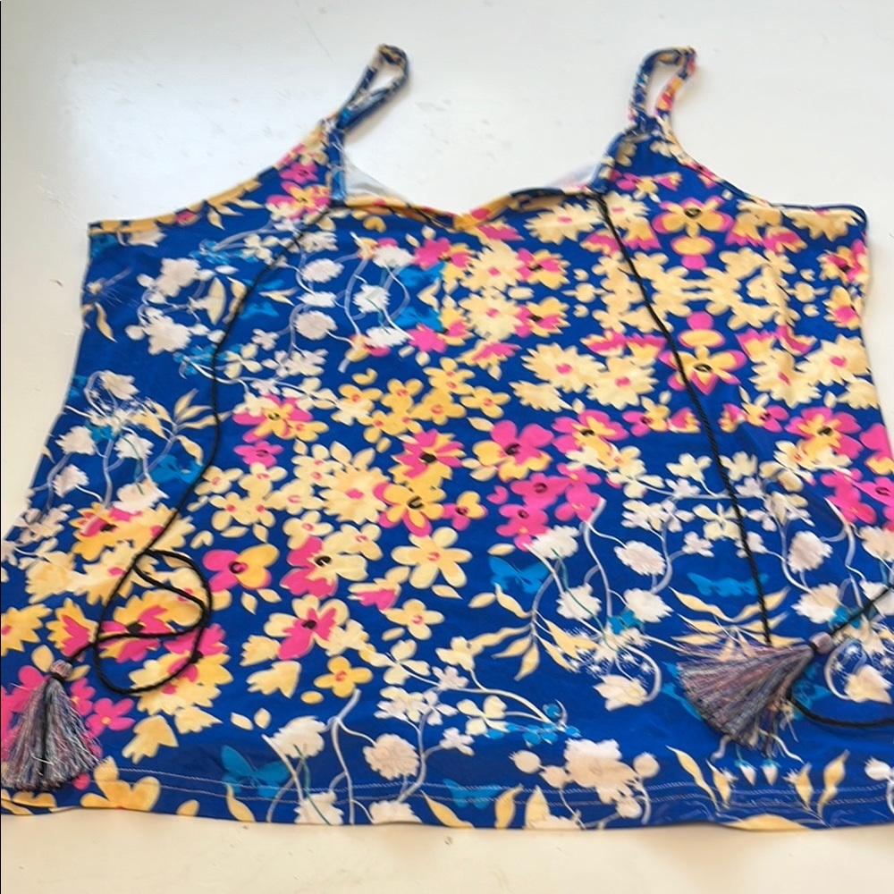 Loveu Dear Large Sleeveless V Neck Multicolor Floral Print Tank Top